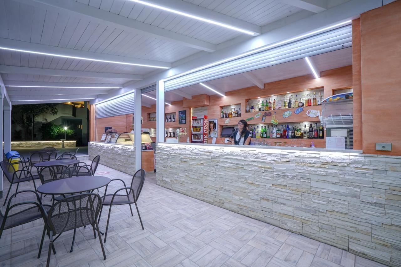 Hotel Residence Le Playe Санта-Доменика Экстерьер фото